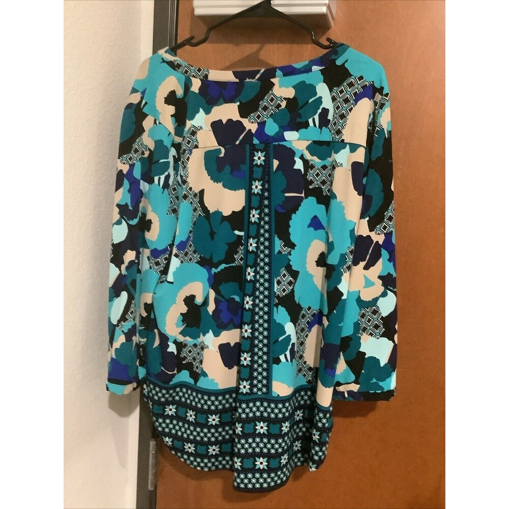 Dana Buchman New Without Tags Women’s XXL Green White Henley Blouse Floral - Picture 4 of 4
